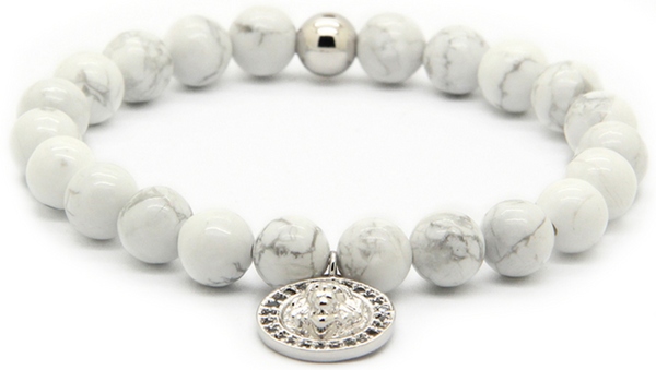 18kt Lion Pendant White Howlite Bracelet